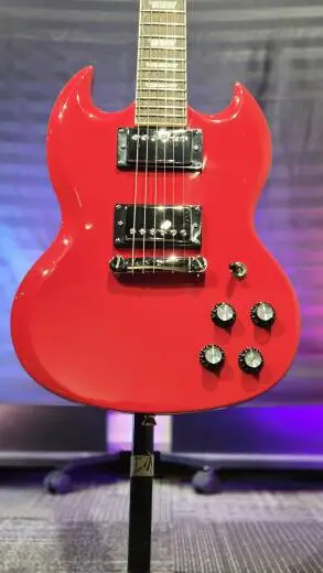 Store Special Product - Epiphone - SG Power Player avec accessoires (fini rouge lave)