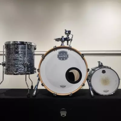 Mapex - Batterie acoustique  3 pices Saturn V Tour dition Black Strata Pearl (20,12,14)