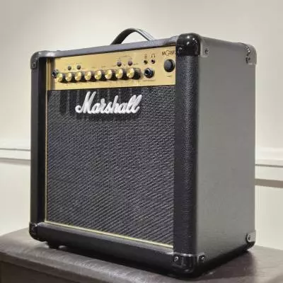 Marshall - MG Gold Series Combo 15W avec effets num�riques 2