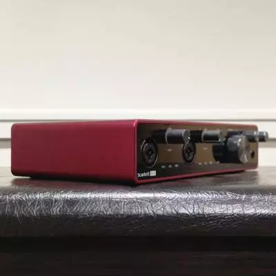 Focusrite - Interface audio USB Scarlett 8i6 de 3e gnration (8 entres, 6 sorties) 2
