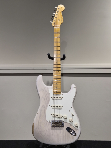 Fender Stratocaster ホワイト（レプリカ） 1957 Stratocaster White Blonde Refinished