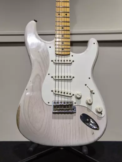 Fender - Guitare '57 Stratocaster Relic - Aged White Blonde 2