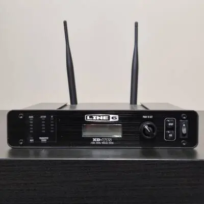 Line 6 - Syst�me sans fil num�rique XD-V75 14 canaux 2