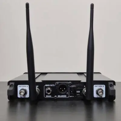 Line 6 - Syst�me sans fil num�rique XD-V75 14 canaux 2