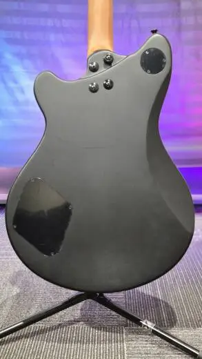 EVH - Guitare �lectrique SA-126 Special (fini noir Stealth, �tui inclus) 2