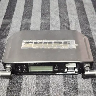 Shure - Syst�me GLXD24+ avec microphone Beta 58A pour la voix 2