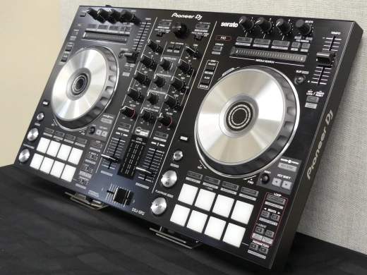 Pioneer - DDJ-SR2 Contrleur 2 canaux portable pour Serato DJ 3