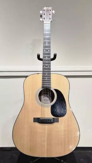 Martin Guitars - D-12E Srie Road Spruce/Sapele Dreadnought acoustique/lectrique