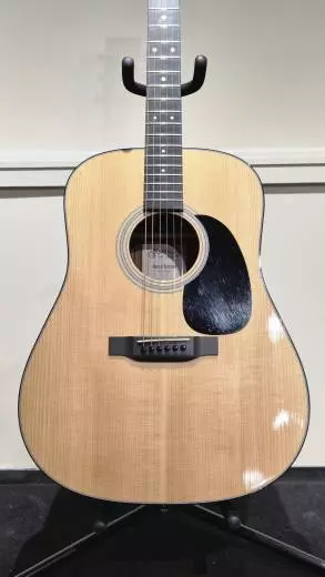 Martin Guitars - D-12E Série Road Spruce/Sapele Dreadnought acoustique/électrique 2