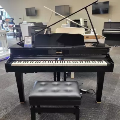 Roland - Piano  queue numrique GP607 avec banc (fini bne polie)