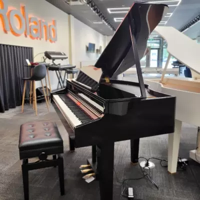 Roland - Piano  queue numrique GP607 avec banc (fini bne polie) 2