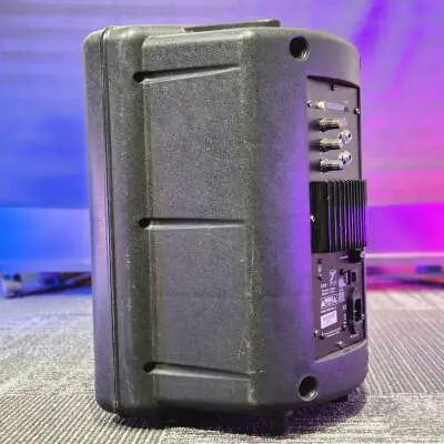 Yorkville Sound - S�rie Coliseum - Enceinte amplifi�e compacte - Woofer 8 pouces - 100 watts 2