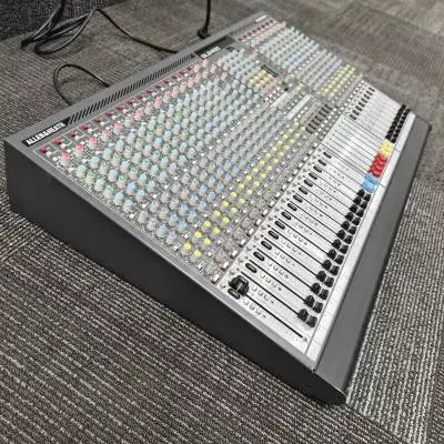 Allen & Heath - Console  24 canaux 2