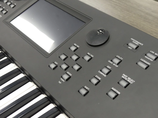 Yamaha - Synthtiseur MODX6+  61 touches semilestes 3