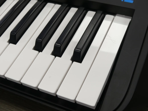 Yamaha - Synthtiseur MODX6+  61 touches semilestes 4