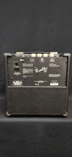 Fender - Rumble 15 V3 2
