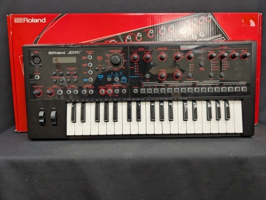 Roland - JD-XI