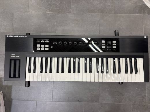 Native Instruments - KONTROL S49