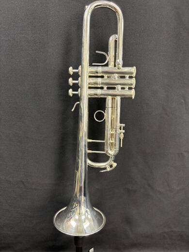 Store Special Product - Bach - ML BORE SILVER PLATED TRUMPET