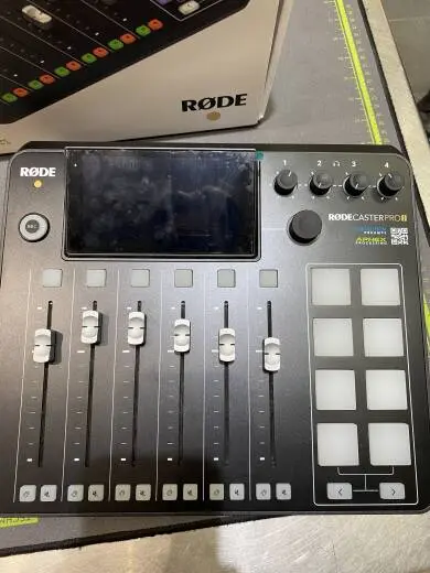 RODE - RODECAST PRO II 2