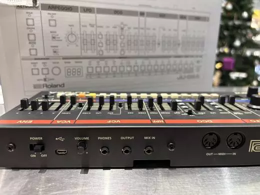 Roland - Boutique Juno 60/160 Synthesizer 2