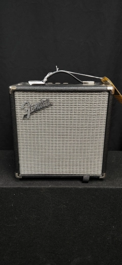 Fender - Rumble 15 V3