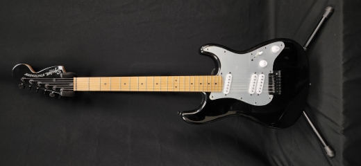 Gear Hunter | Squier - Contemporary Active Stratocaster Black