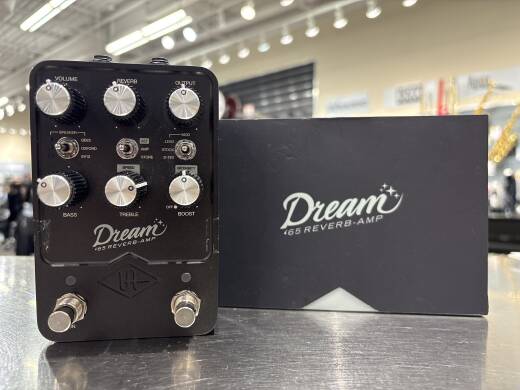 Universal Audio UAFX Dream '65 Reverb Amplifier Pedal