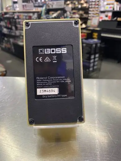 BOSS - SD-1W 2