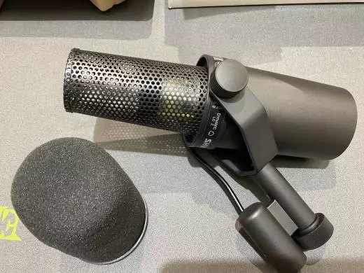 Shure - SM7B 2