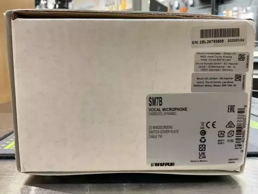 Shure - SM7B 2