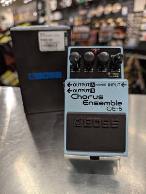 BOSS Stereo Chorus | Long & McQuade