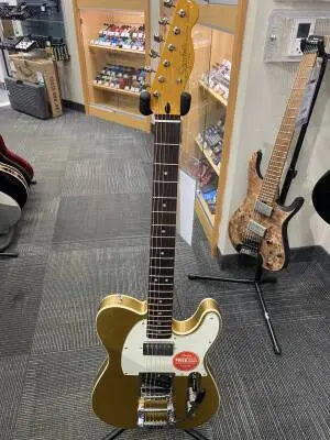 Squier - 037-4048-578