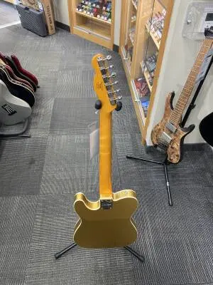 Squier - 037-4048-578 2