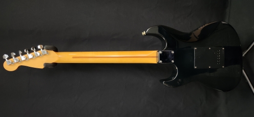 Fender Prodigy HSS Strat - Black 4
