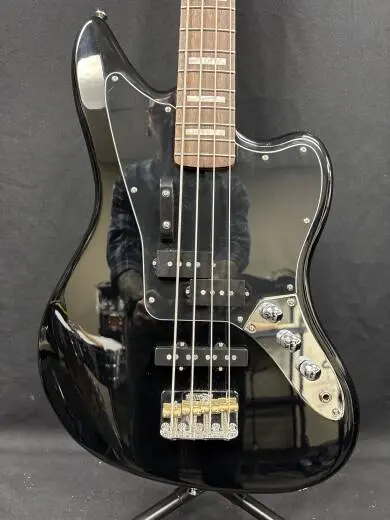 Squier - Classic Vibe Jaguar Bass - Black 2