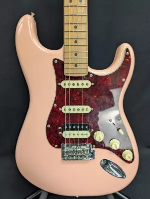 Fender - Player Stratocaster HSS Roasted Maple Neck - Shell Pink 2