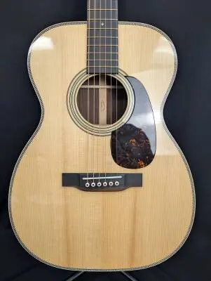Martin Guitars - 00-28 MD 2
