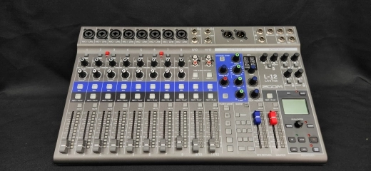 Zoom - LIVETRAK L-12