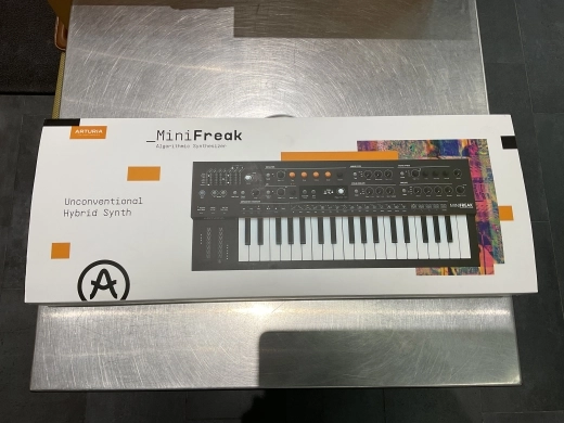 Arturia - MINI FREAK 2