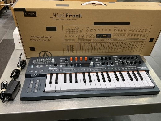 Arturia - MINI FREAK