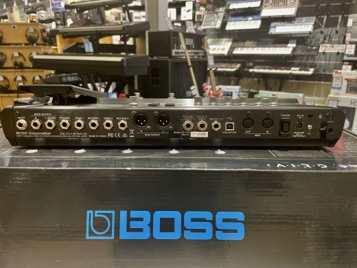 BOSS - GT-1000 2