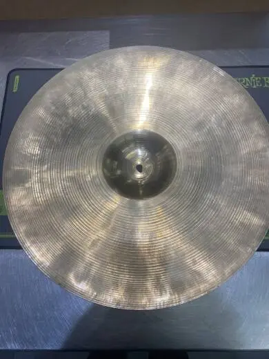 ZILDJIAN MADE IN CANADA 20 2