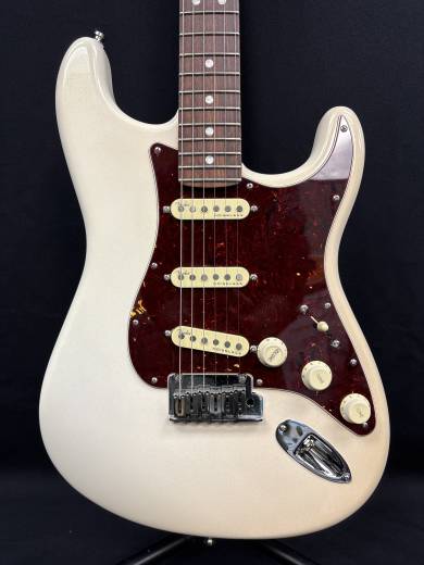Store Special Product - Fender - Ultra Stratocaster