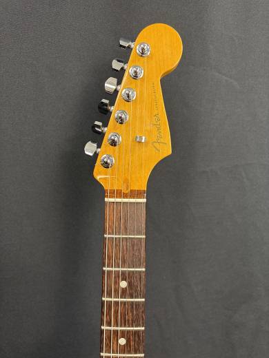 Store Special Product - Fender - Ultra Stratocaster
