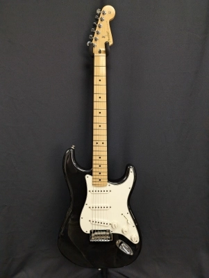 Fender - Player Stratocaster Black