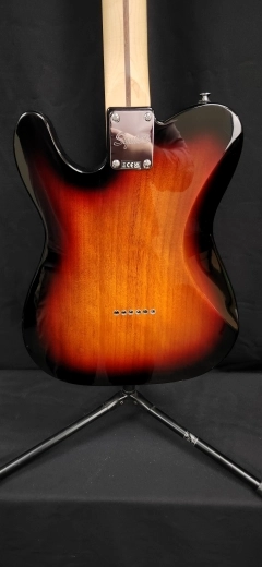 Squier - Affinity Telecaster 3-Tone Sunburst 4