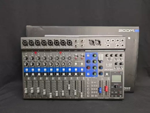 Zoom - LIVETRAK L-12