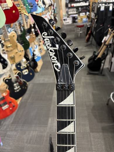 Jackson Guitars - JS32 DKA Lefty 2