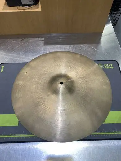 ZILDJAN 19